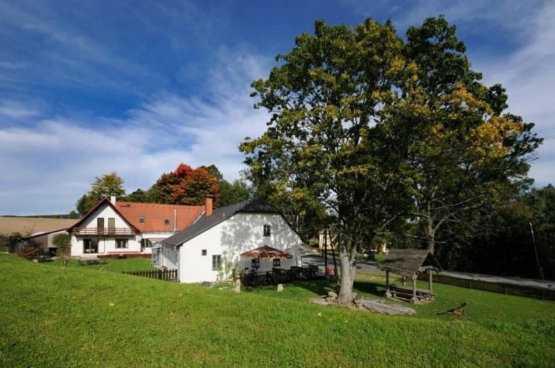 Tradicni Hostinec Aparthotel Sněžné Bagian luar foto